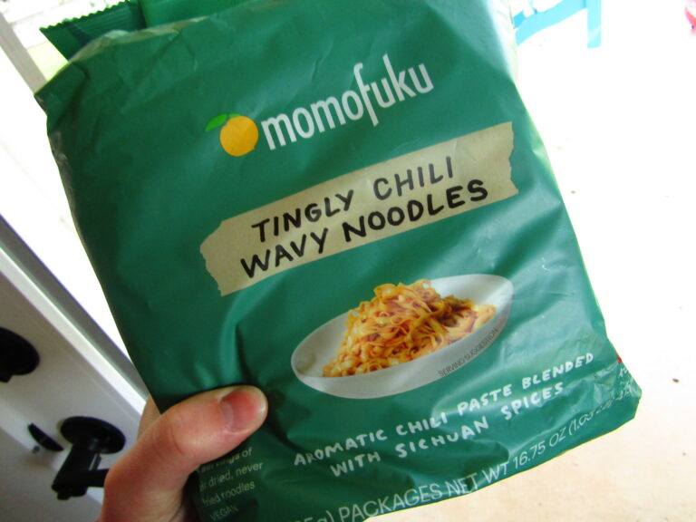 Tingly Chili Wavy Noodles